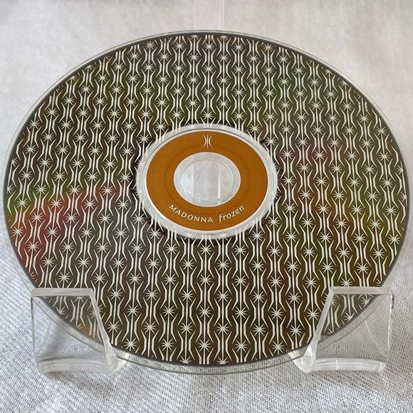 CD Madonna - Frozen - Picture 1 of 2